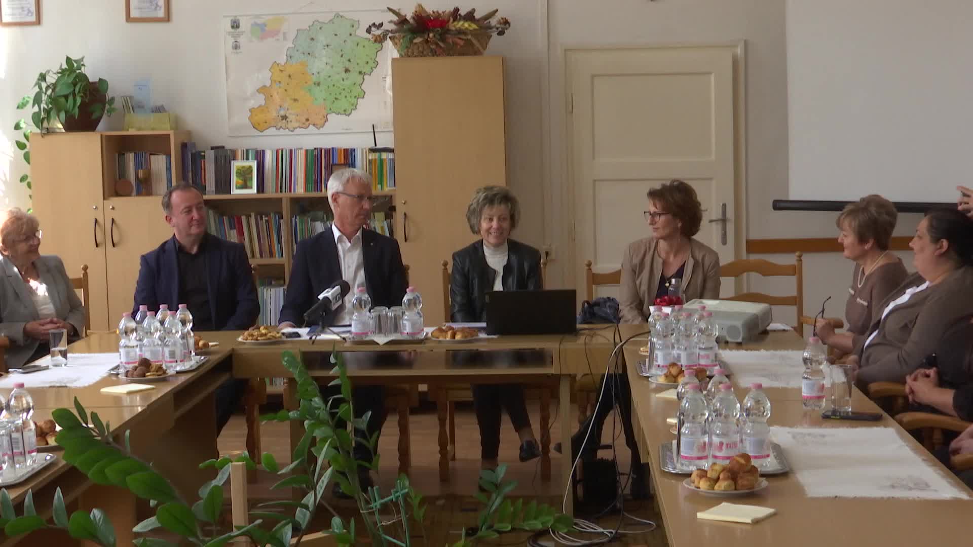 Soltész Miklós államtitkár látogatása a GFE Pedagógiai Karán, Szarvason 